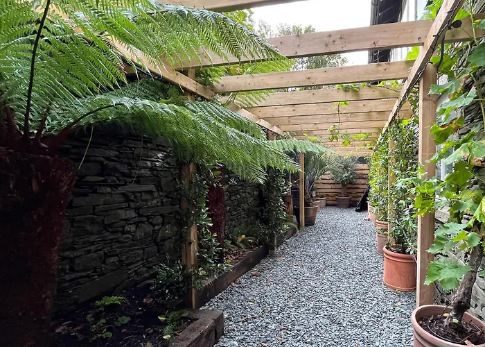 Quirky Retreats - The Hidden Retreat